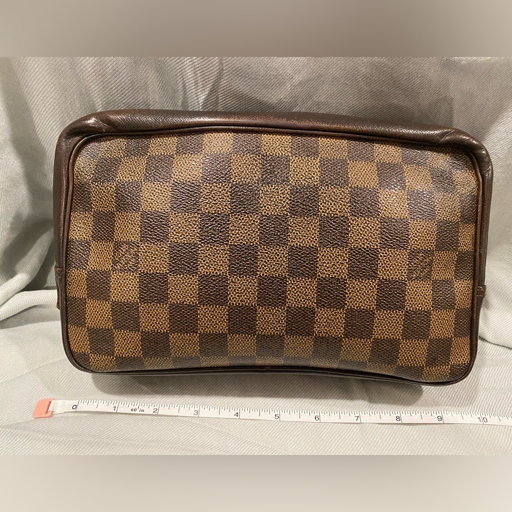 Louis Vuitton Damier Clutch/Pouch - Picture 2 of 16
